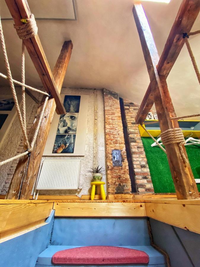 Apartamente A La Cluj Esterno foto