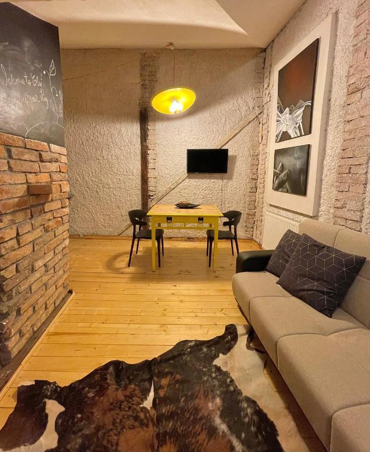 Apartamente A La Cluj Esterno foto
