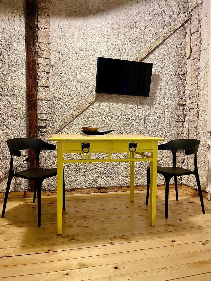 Apartamente A La Cluj Esterno foto